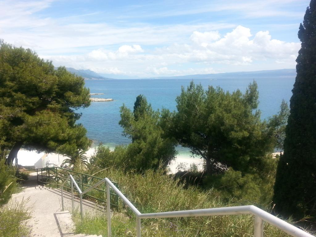 Near Beach Apartment Reno With Private Parking Split Exterior foto