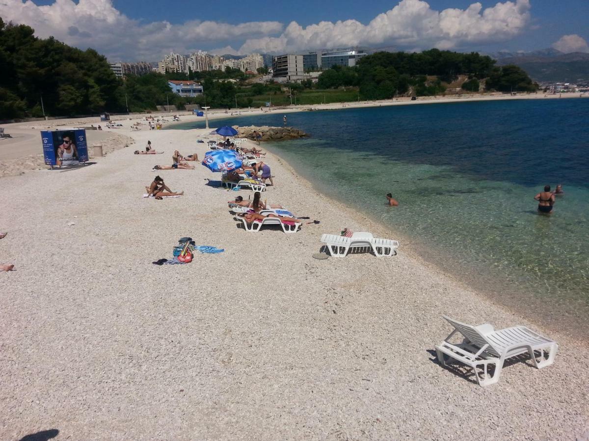 Near Beach Apartment Reno With Private Parking Split Exterior foto