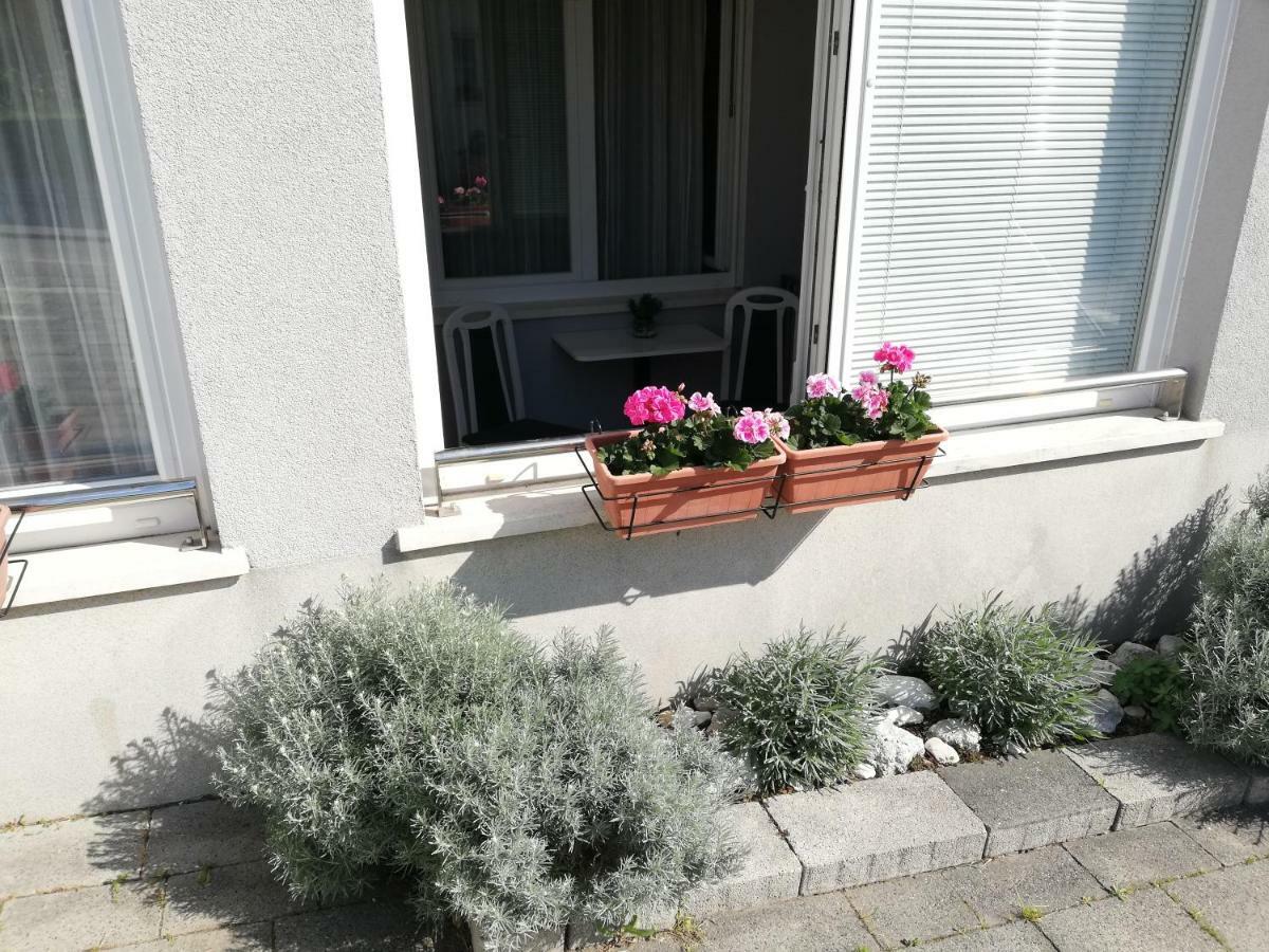 Near Beach Apartment Reno With Private Parking Split Exterior foto